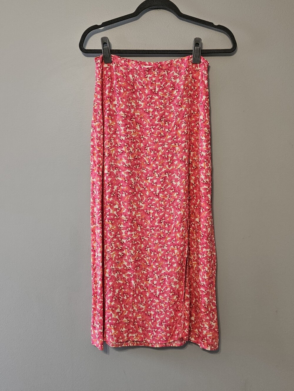 H&M Pink Floral Maxi Skirt